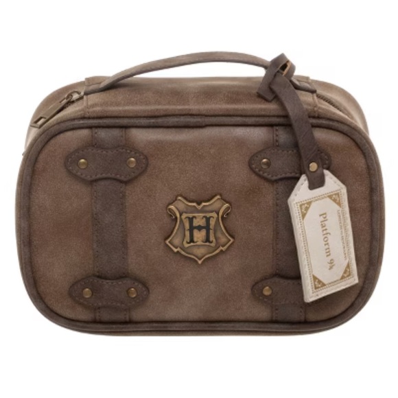 Harry Potter Trunk Travel Bag NEW - Picture 1 of 9